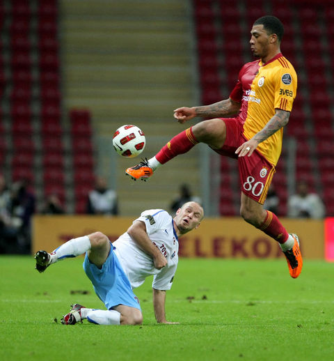 “Qalatasaray”a daha bir zərbə “Trabzonspor”dan – VİDEO–FOTO