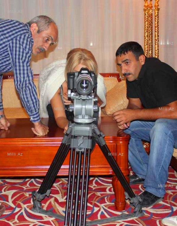 Azərbaycanlı müğənni dama çıxdı: dedilər bəxtəvər...- FOTOSESSİYA
