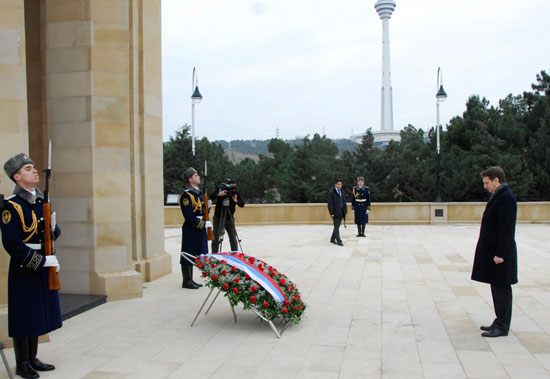 Rusiya Prezident Administrasiyası rəhbərinin Azərbaycana səfəri başladı - FOTO