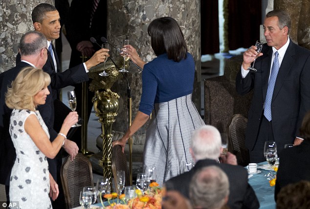 Barak Obama arvadını təriflədi: "Onun sayəsində əsl kişi oluram" - VİDEO - FOTO