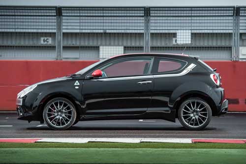 Tam yeni Alfa Romeo MiTo - FOTO