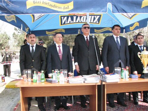 Məhkumlar “Neftçi”nin veteranlarına məğlub oldular – FOTO
