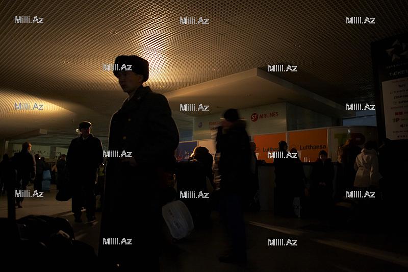 Moskva hava limanlarının "donu açılır" - FOTOSESSİYA