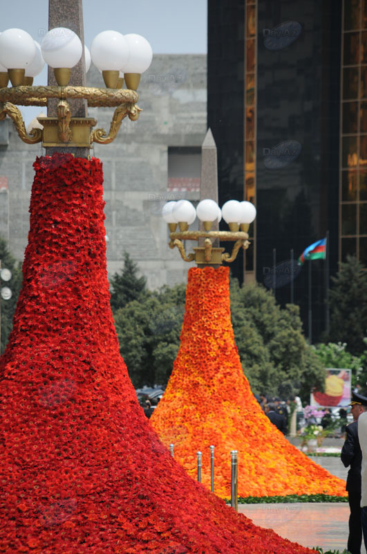 Bakıda Gül bayramı qeyd olunur – FOTOSESSİYA