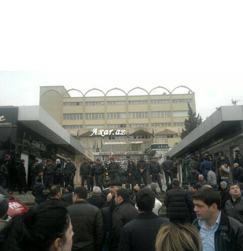 Bakıda "Moskva" univermağı yandı, xeyli qızıl əridi - YENİLƏNİB - VİDEO - FOTO