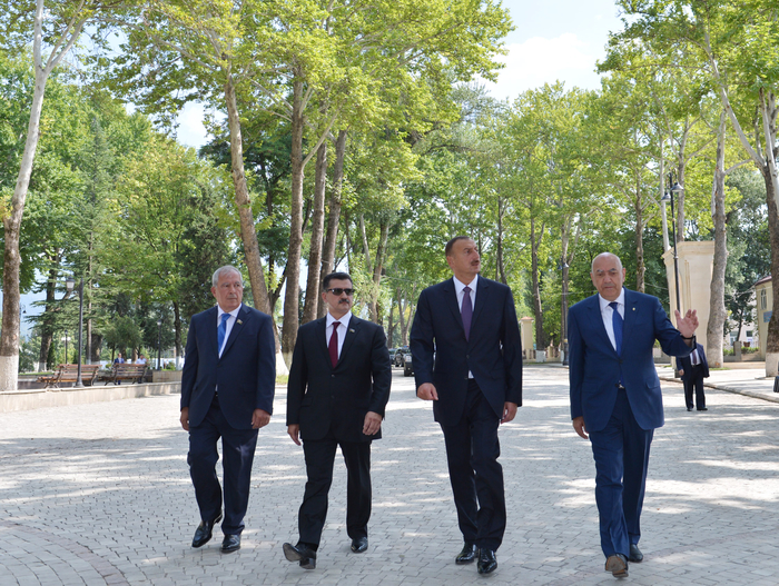 Prezident İlham Əliyev: "Biz bütün dövrlərdə, müstəqilliyin son 20 ili ərzində inamla irəliyə gedirik, öz gücümüzü artırırıq, iqtisadiyyatımızı gücləndiririk" - YENİLƏNİB - FOTO