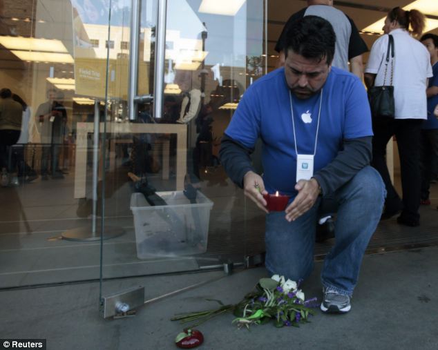 "Apple" şirkətinin banisi Stiv Cobs vəfat etdi - YENİLƏNİB - VİDEO - FOTO