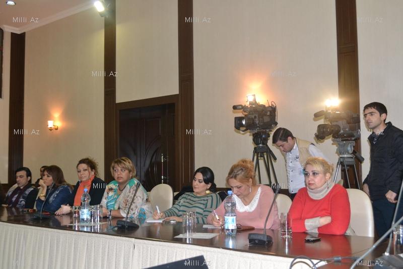 Vaxtsız vəfat edən azərbaycanlı müğənninin qızı kameralar qarşısında hönkürdü - YENİLƏNİB - VİDEO - FOTOSESSİYA