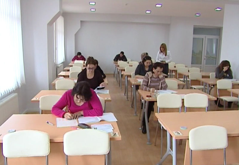 Həkimlərin sertifikasiya imtahanlarının nəticələri açıqlanıb - FOTO