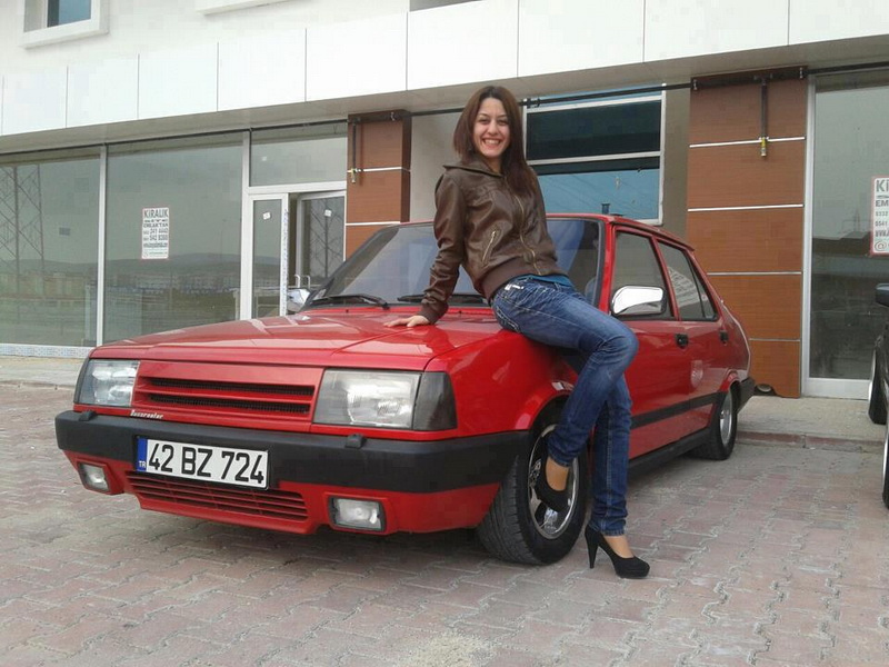 Bu da Gürkanın "Tofaş" qızları - FOTO