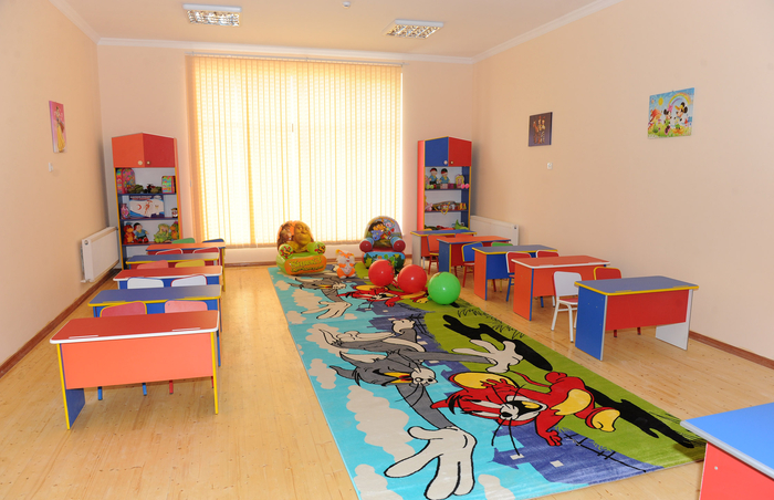 Prezident İlham Əliyev Badamdar qəsəbəsində yeni inşa olunan 329 nömrəli tam orta məktəbin və uşaq bağçasının açılış mərasimlərində iştirak edib - FOTO