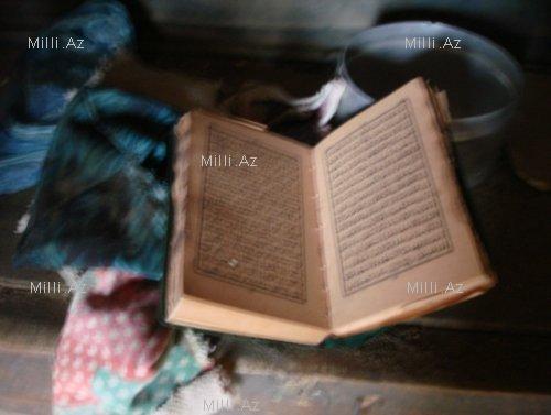 Məscid yandırıldı, onlarla Quran külə döndü - VİDEO - FOTO