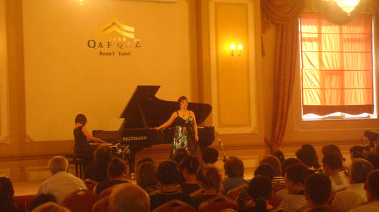 Qəbələ III Beynəlxalq Musiqi Festivalı çərçivəsində kamera musiqisi konserti və orkestrin çıxışları olub - FOTO