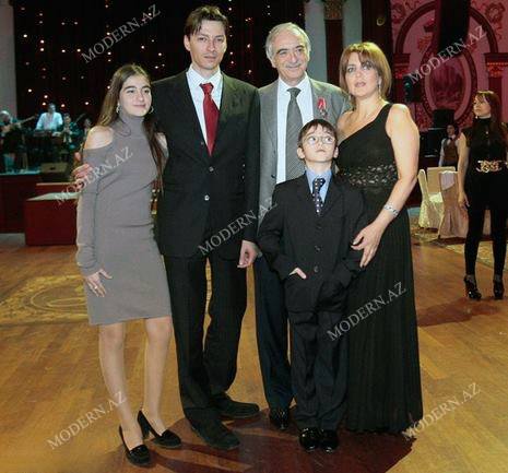 Polad Bülbüloğlu və onun oğlu Teymur - FOTO