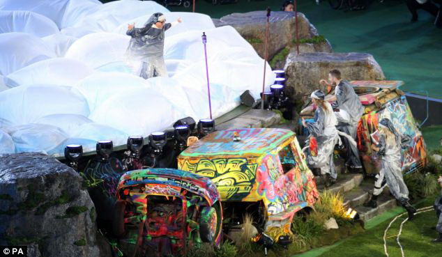 Paralimpiada-2012 başa çatdı: Londonda alov festivalı - FOTO