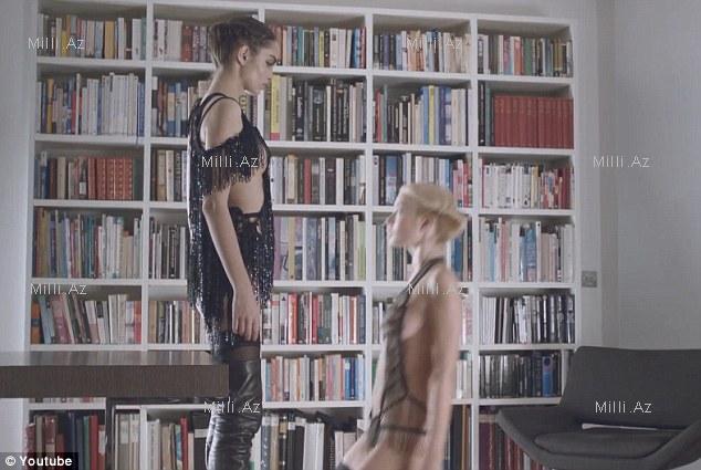 Seks və qorxu: belə reklam olar? - FOTO