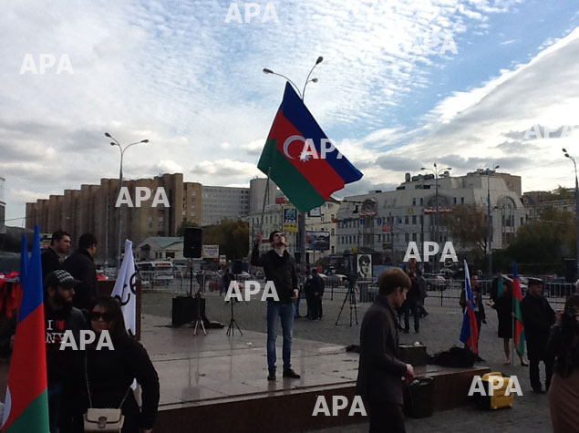 Moskvada Azərbaycan diasporunun mitinqi başlayıb - FOTO
