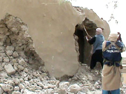 İslamçılar türbələrə divan tuturlar - FOTO