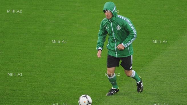 "Avro-2012": Almanlar çətin yunan müdafiəsini yara biləcəklərmi? - FOTOSESSİYA