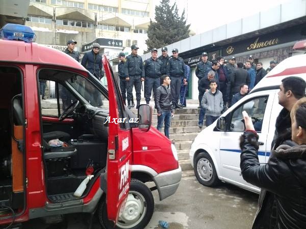 Bakıda "Moskva" univermağı yandı, xeyli qızıl əridi - YENİLƏNİB - VİDEO - FOTO