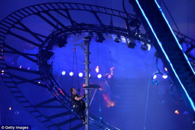 Paralimpiada-2012 başa çatdı: Londonda alov festivalı - FOTO