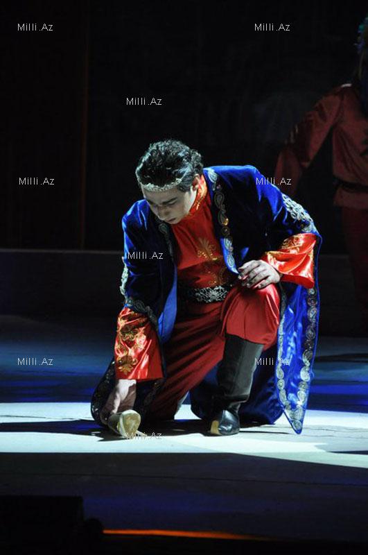 Azərbaycanlı aktyor: "Mənim həyat yoldaşım..." - FOTOSESSİYA