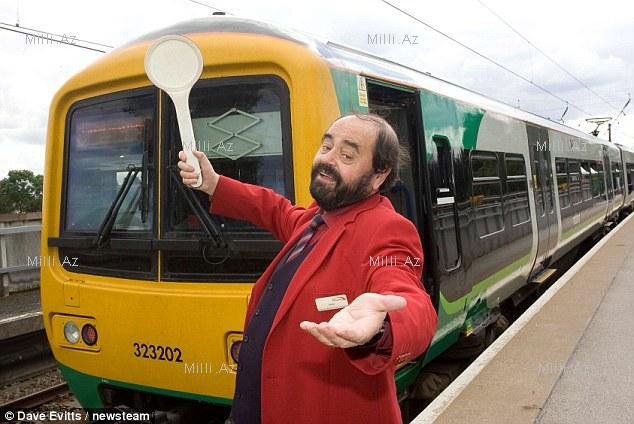 Hazırlaşın, Pavarotti sizi yola salır - FOTO