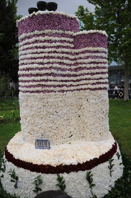 Bakıda Gül bayramı qeyd olunur – FOTOSESSİYA