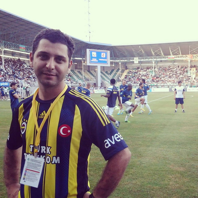 Tanınmış teleaparıcı "Qarabağ"a "transfer" olundu - FOTO
