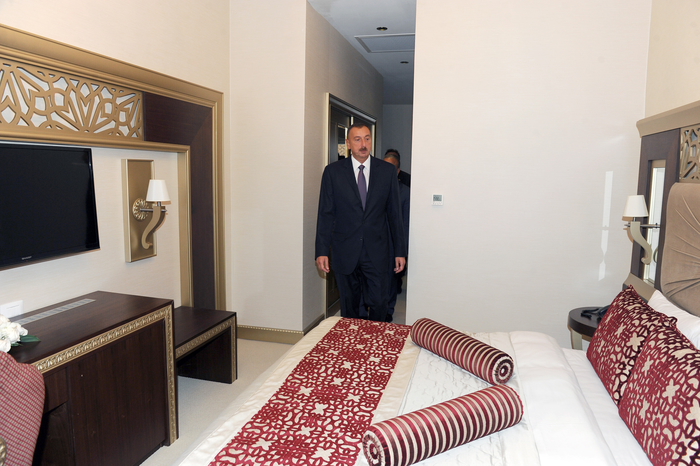 Prezident İlham Əliyev: "Biz bütün dövrlərdə, müstəqilliyin son 20 ili ərzində inamla irəliyə gedirik, öz gücümüzü artırırıq, iqtisadiyyatımızı gücləndiririk" - YENİLƏNİB - FOTO
