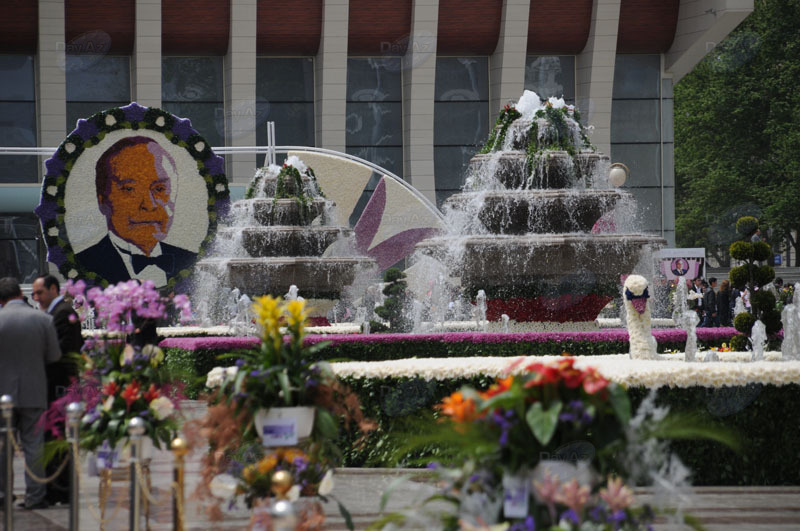 Bakıda Gül bayramı qeyd olunur – FOTOSESSİYA