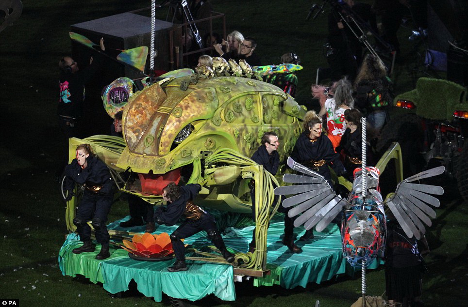 Paralimpiada-2012 başa çatdı: Londonda alov festivalı - FOTO