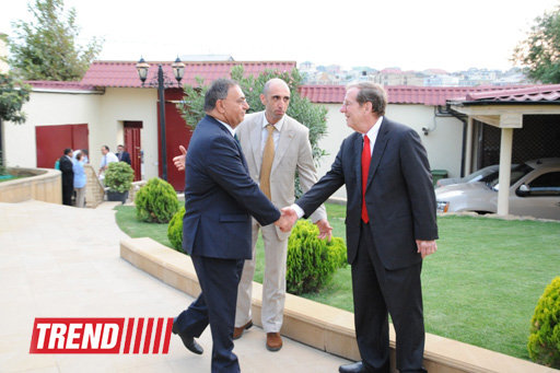 ABŞ-ın Azərbaycandakı səfiri iftar süfrəsi açıb - FOTO
