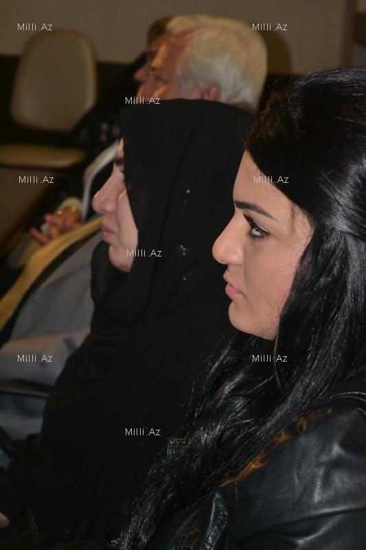 Vaxtsız vəfat edən azərbaycanlı müğənninin qızı kameralar qarşısında hönkürdü - YENİLƏNİB - VİDEO - FOTOSESSİYA