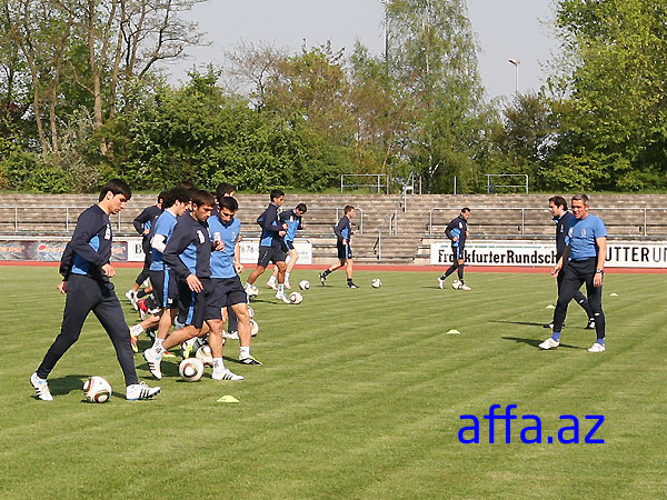 Millimizin Almaniyada açıq məşqi – FOTO