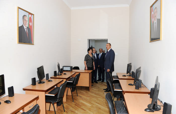 Prezident İlham Əliyev Badamdar qəsəbəsində yeni inşa olunan 329 nömrəli tam orta məktəbin və uşaq bağçasının açılış mərasimlərində iştirak edib - FOTO