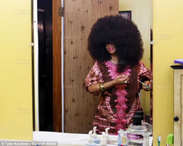 Ən uzun "afro" saçlı qadın: 128 santimetr - FOTO