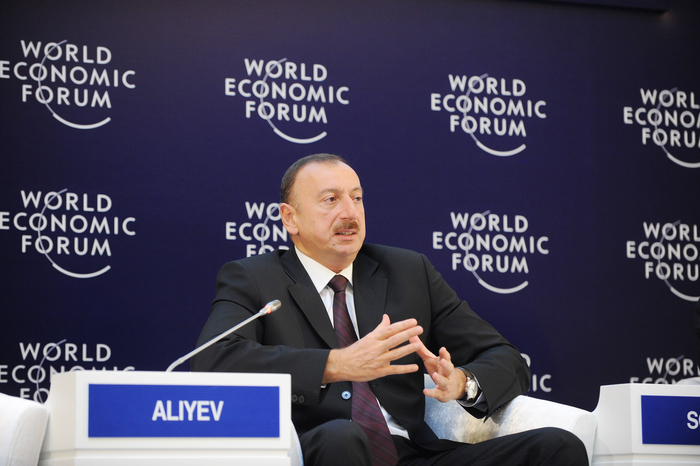 Prezident İlham Əliyev: "Enerji potensialımız regionun, xüsusən də Avropanın enerji təhlükəsizliyində daha böyük rol oynayır və oynayacaq" - YENİLƏNİB - FOTO
