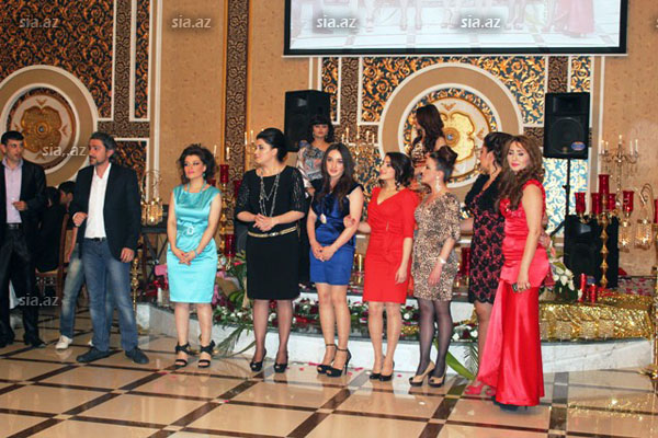 Azərbaycanlı müğənnilər "vur-çatlasın"da - FOTOSESSİYA