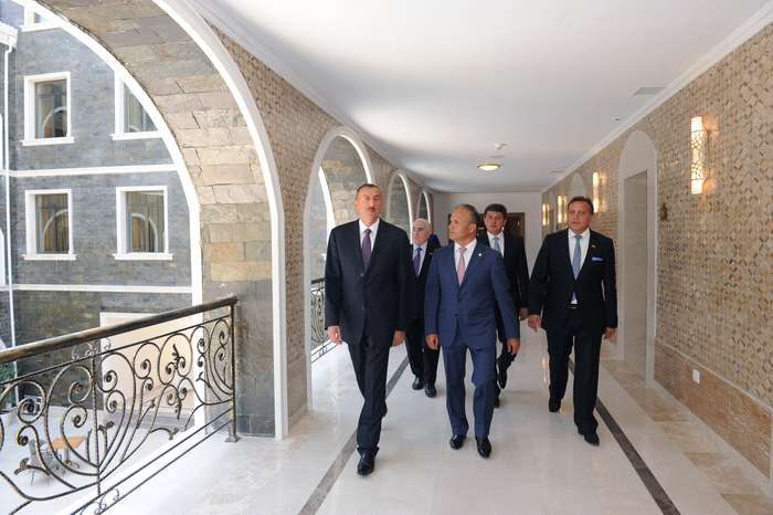 Prezident İlham Əliyev: "Biz bütün dövrlərdə, müstəqilliyin son 20 ili ərzində inamla irəliyə gedirik, öz gücümüzü artırırıq, iqtisadiyyatımızı gücləndiririk" - YENİLƏNİB - FOTO