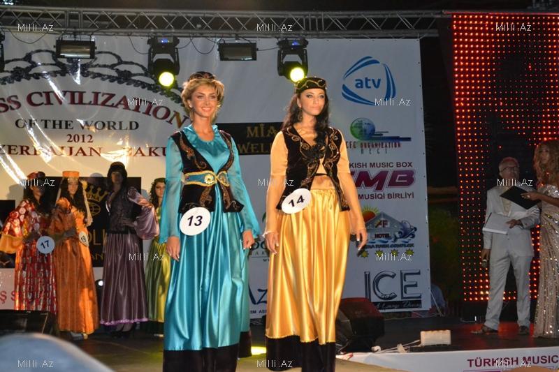 Aygün Kazımova ağlayan qızın başına 18 min manatlıq tac qoydu - FOTOSESSİYA