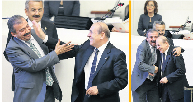 İqtidardan olan deputatdan müxalifətçiyə "valideyn şilləsi" - FOTO