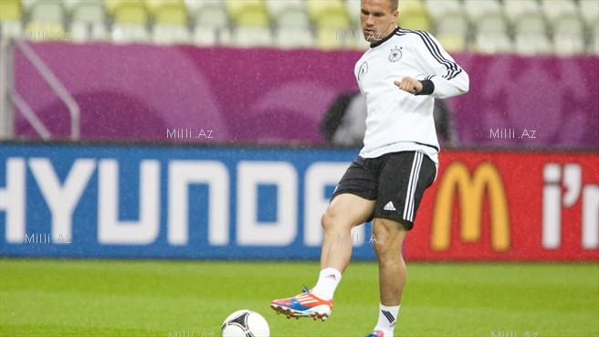 "Avro-2012": Almanlar çətin yunan müdafiəsini yara biləcəklərmi? - FOTOSESSİYA