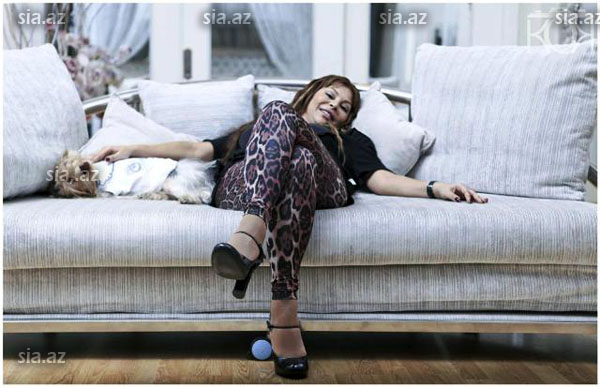 Aygün Kazımova yaxşı saxtakarlıqla üz-üzə - FOTOSESSİYA