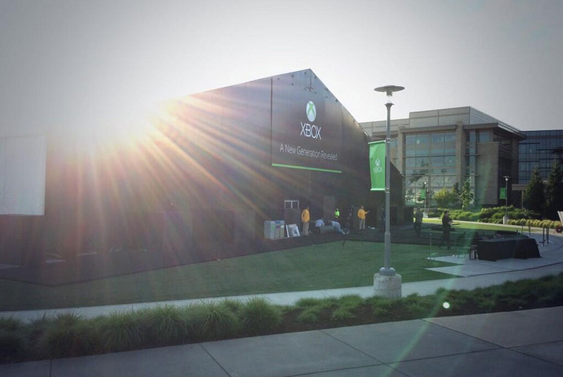 Tanış olun: yeni Xbox One - FOTO