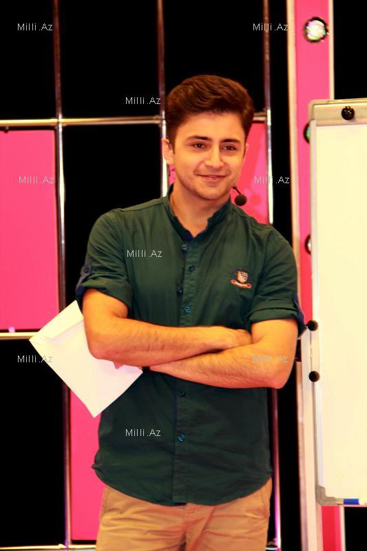 Tanınmış azərbaycanlı teleaparıcı kanal dəyişdirdi - FOTO