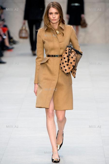 Yırtıcılıq və romantika: Burberry-nin yeni kolleksiyası - FOTO