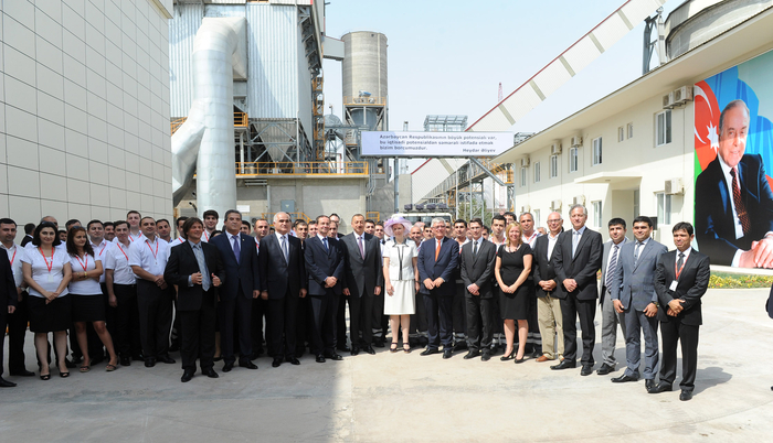 Prezident İlham Əliyev: "Azərbaycanda qeyri-neft sektorunun inkişafına çox böyük diqqət göstərilir" - YENİLƏNİB - FOTO