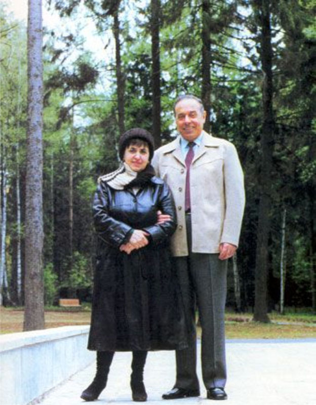 XX əsr Azərbaycan tarixinin görkəmli simalarından sayılan Zərifə xanım Əliyevanın anadan olmasından 88 il keçir