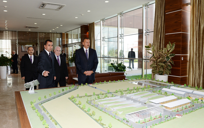 Prezident İlham Əliyev: "Biz bütün dövrlərdə, müstəqilliyin son 20 ili ərzində inamla irəliyə gedirik, öz gücümüzü artırırıq, iqtisadiyyatımızı gücləndiririk" - YENİLƏNİB - FOTO
